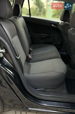 Универсал Opel Astra 2009 в 