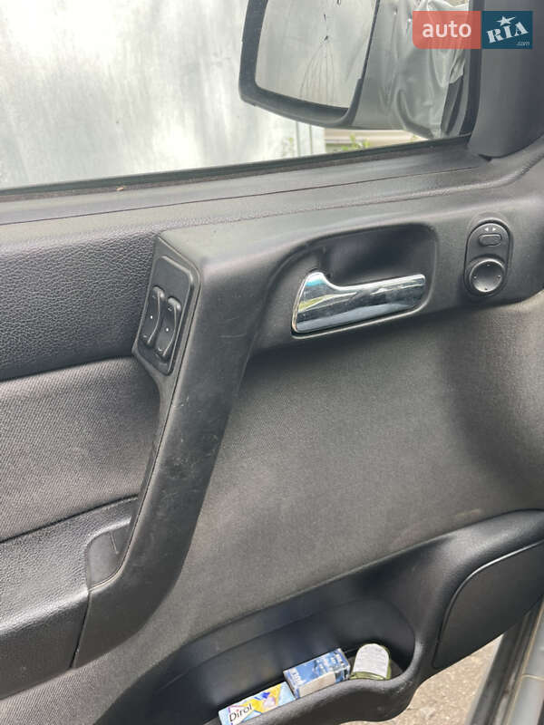 Седан Opel Astra 2007 в Сумах