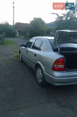 Седан Opel Astra 1999 в Львові