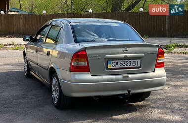 Седан Opel Astra 2007 в 