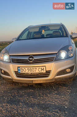 Универсал Opel Astra 2009 в Тернополе