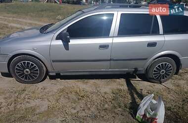 Универсал Opel Astra 2004 в Горишних Плавнях