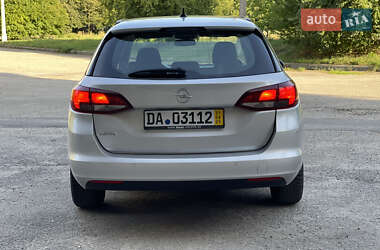 Универсал Opel Astra 2019 в 