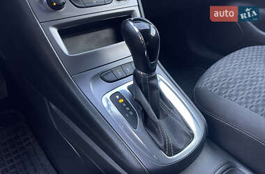 Универсал Opel Astra 2019 в 