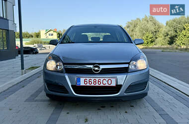 Хетчбек Opel Astra 2006 в Луцьку