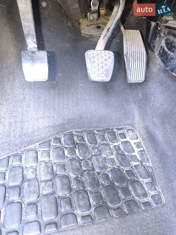 Седан Opel Astra 2000 в Львове