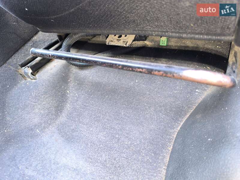 Седан Opel Astra 2000 в Львові