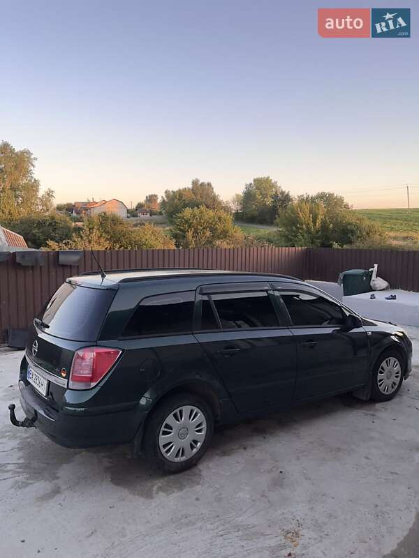 Универсал Opel Astra 2004 в Хмельницком