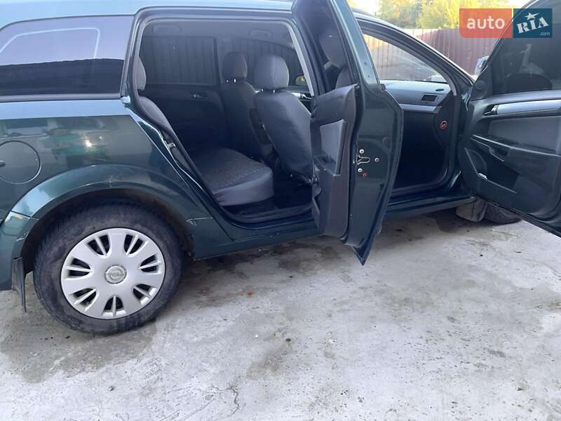 Универсал Opel Astra 2004 в Хмельницком