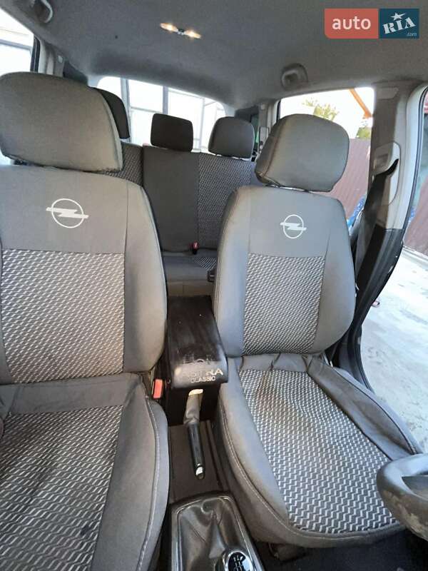 Универсал Opel Astra 2004 в Хмельницком