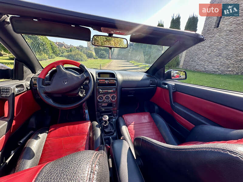 Кабриолет Opel Astra 2004 в Киеве фото 4 Кабриолет Opel Astra 2004 в Киеве