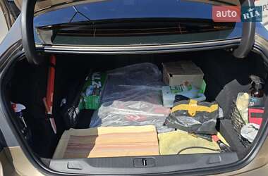 Седан Opel Astra 2012 в 