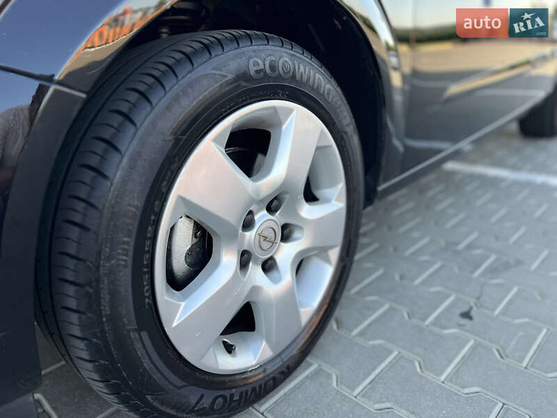 Універсал Opel Astra 2005 в Вінниці