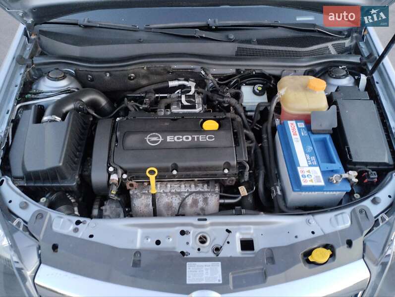 Универсал Opel Astra 2010 в Белой Церкви