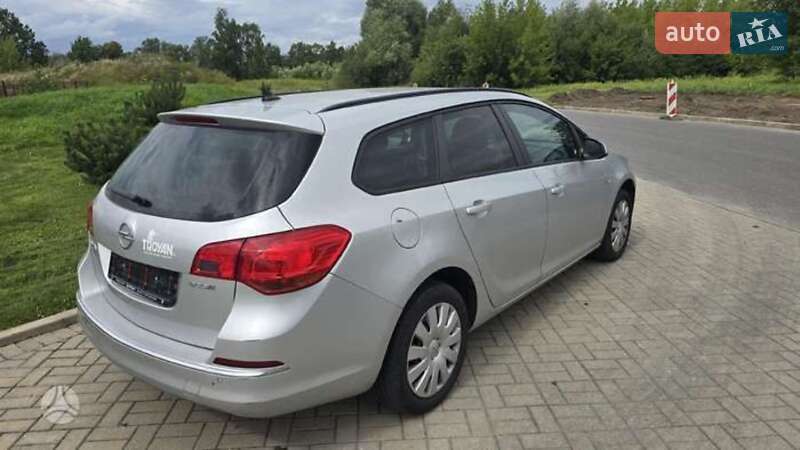 Универсал Opel Astra 2015 в Житомире фото 5 Универсал Opel Astra 2015 в Житомире