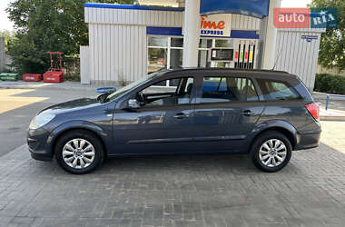 Универсал Opel Astra 2008 в Первомайске