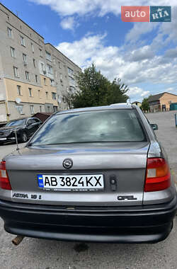 Седан Opel Astra 1993 в 