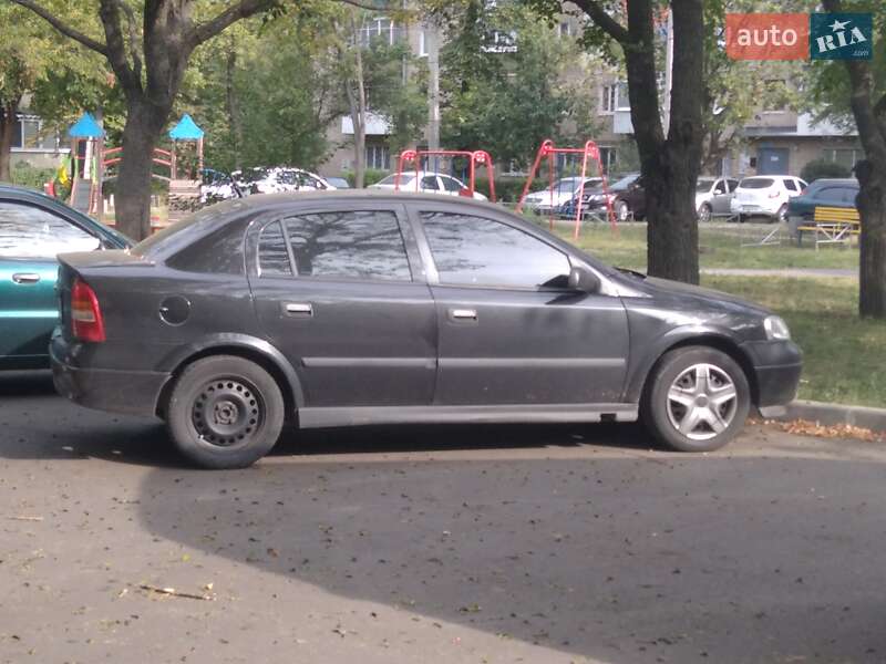 Седан Opel Astra 2007 в 