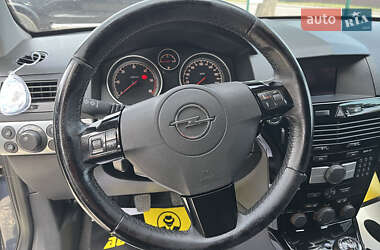 Универсал Opel Astra 2009 в 