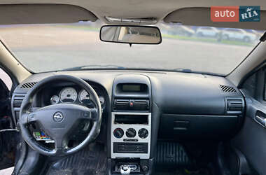 Купе Opel Astra 2002 в 