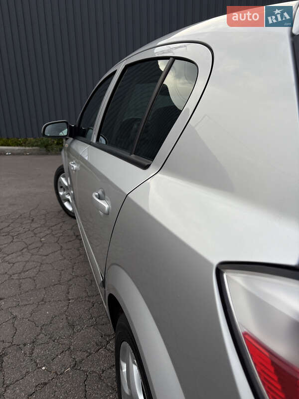 Хетчбек Opel Astra 2006 в Полтаві фото 15 Хетчбек Opel Astra 2006 в Полтаві