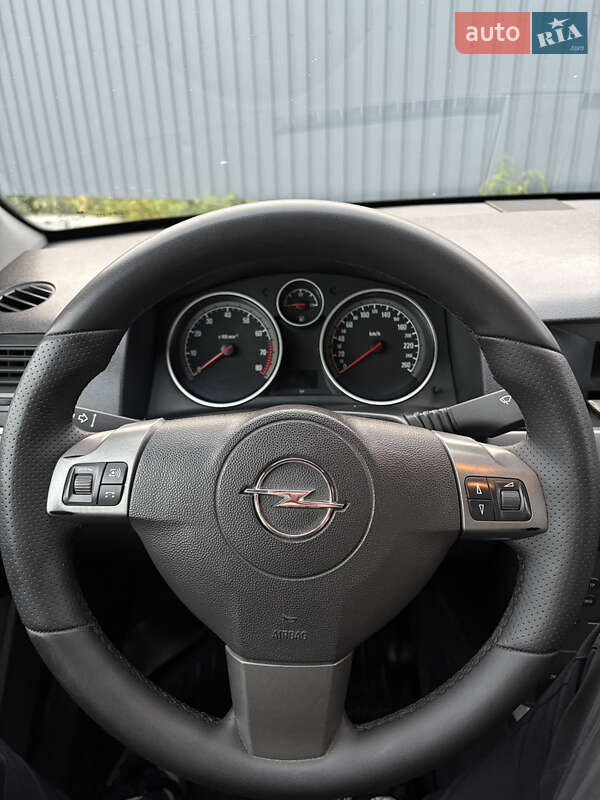 Хетчбек Opel Astra 2006 в Полтаві фото 21 Хетчбек Opel Astra 2006 в Полтаві