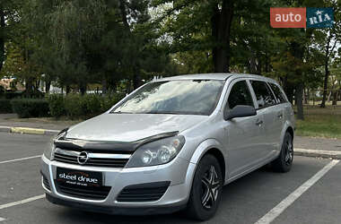 Универсал Opel Astra 2006 в Николаеве