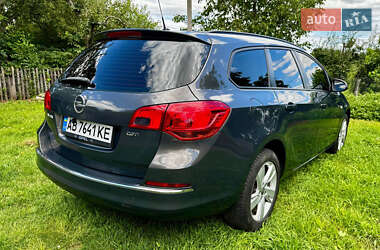 Универсал Opel Astra 2014 в 