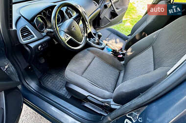 Универсал Opel Astra 2014 в 