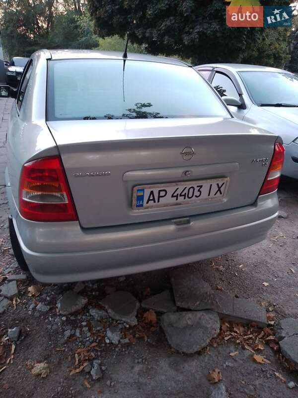 Седан Opel Astra 2004 в Запорожье