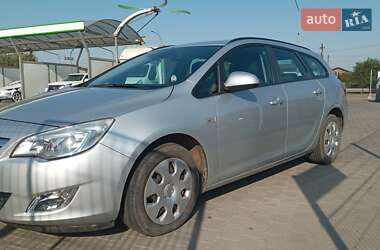 Универсал Opel Astra 2011 в 