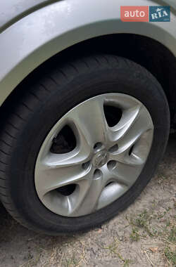 Универсал Opel Astra 2010 в 