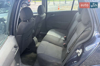 Универсал Opel Astra 2009 в 