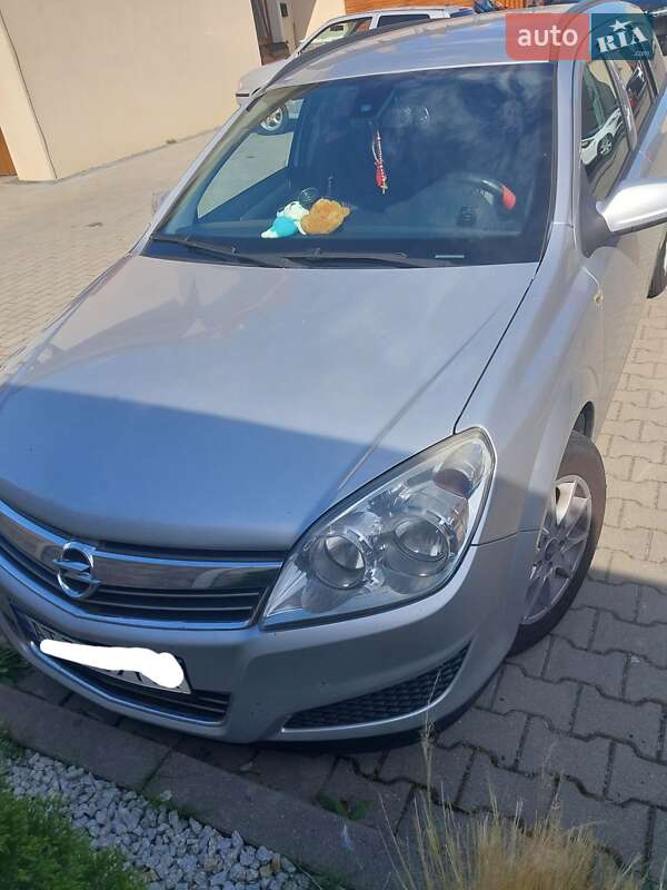 Opel Astra 2009