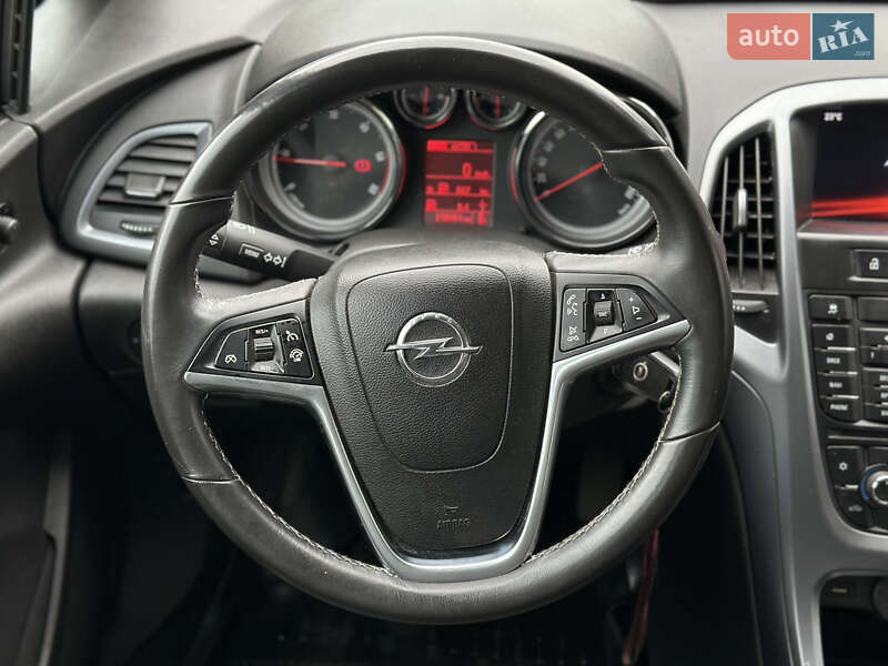 Универсал Opel Astra 2014 в Шептицькому