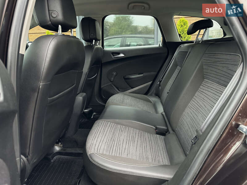 Универсал Opel Astra 2014 в Шептицькому