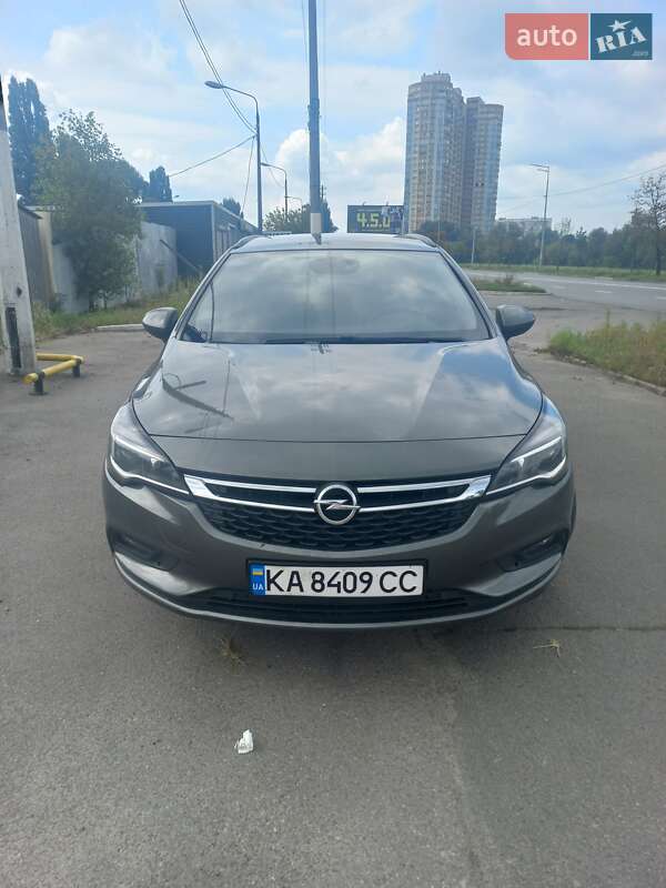 Універсал Opel Astra 2017 в 