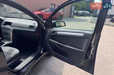 Универсал Opel Astra 2009 в 