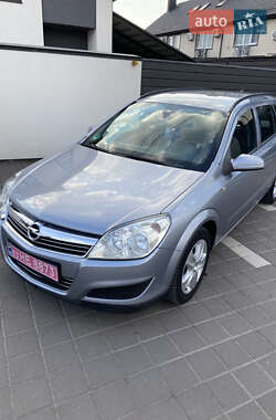 Универсал Opel Astra 2008 в Белой Церкви