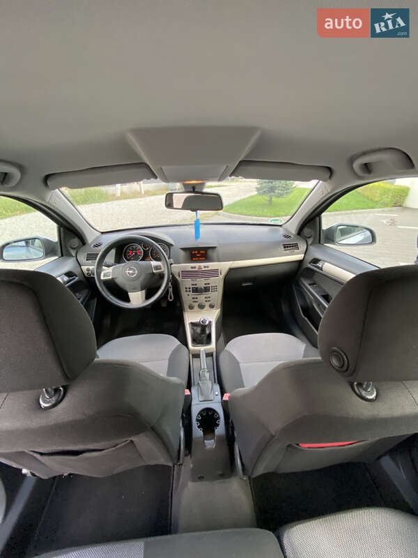 Универсал Opel Astra 2008 в Белой Церкви