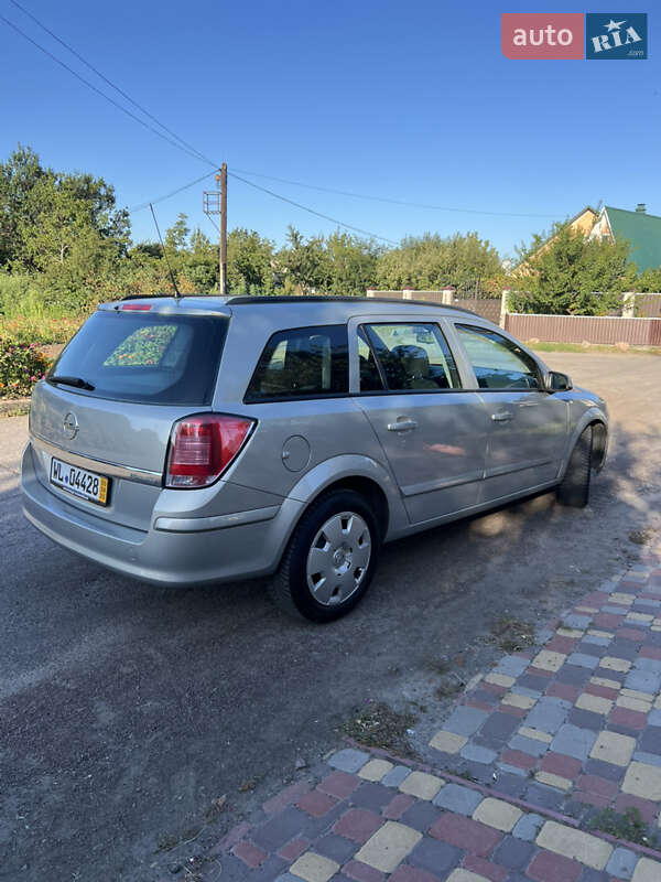 Универсал Opel Astra 2006 в Белой Церкви
