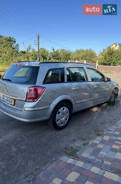Универсал Opel Astra 2006 в 