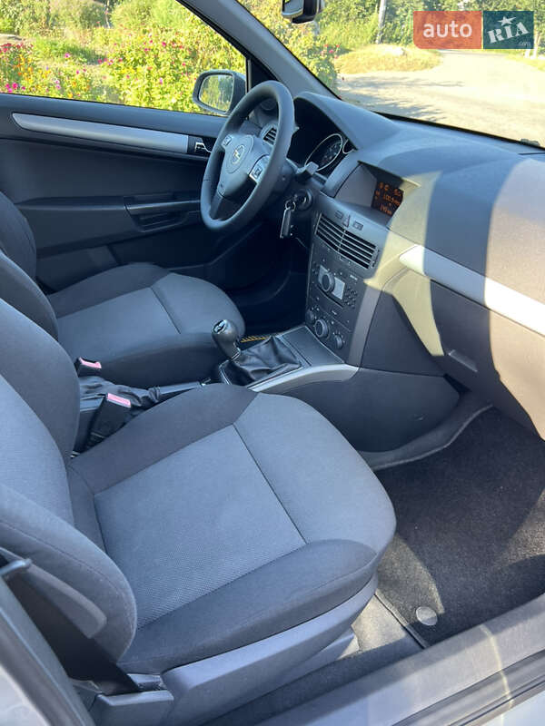 Универсал Opel Astra 2006 в Белой Церкви