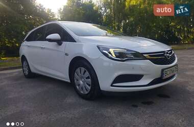 Универсал Opel Astra 2018 в 