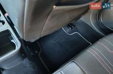 Хетчбек Opel Astra 2013 в 
