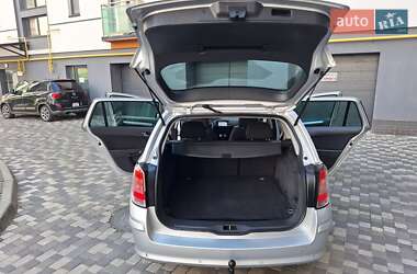 Универсал Opel Astra 2010 в 