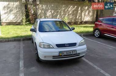 Седан Opel Astra 2008 в Львові