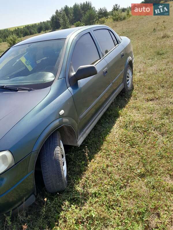 Opel Astra 2004