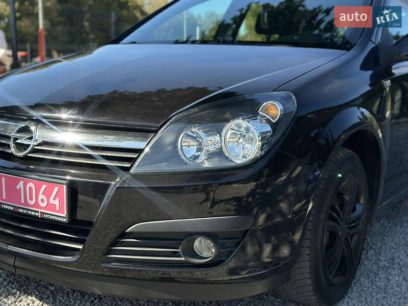 Универсал Opel Astra 2006 в Виннице