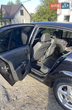 Хэтчбек Opel Astra 2006 в 